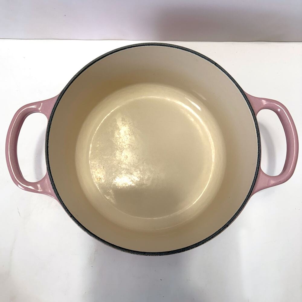 Le Creuset Cocotte Ronde 18cm Shell Pink Light Gold Knob 1.8L Made in France - Picture 8 of 10